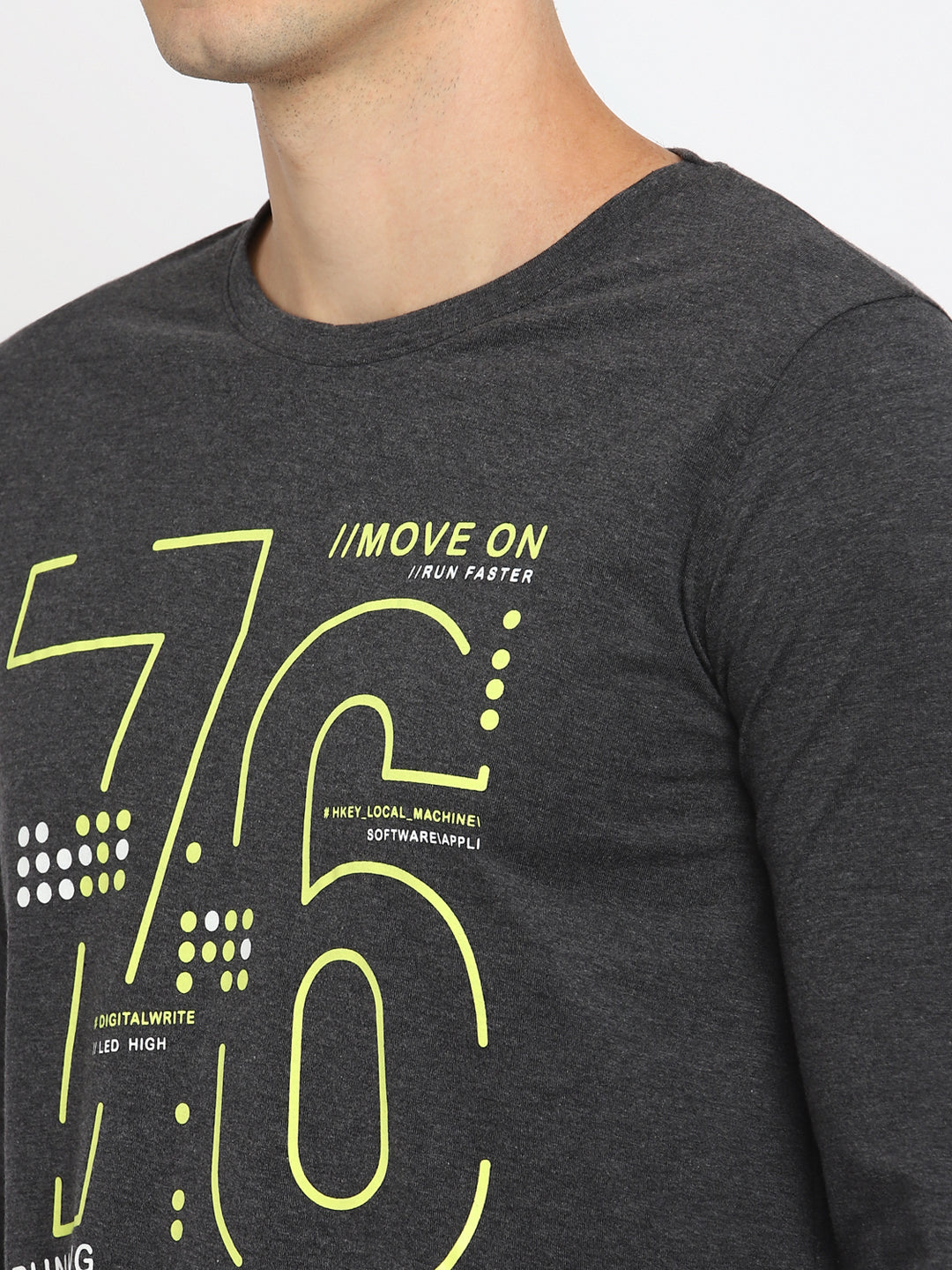 Ap'pulse Men's Round Neck Long Sleeve Printed Tshirt