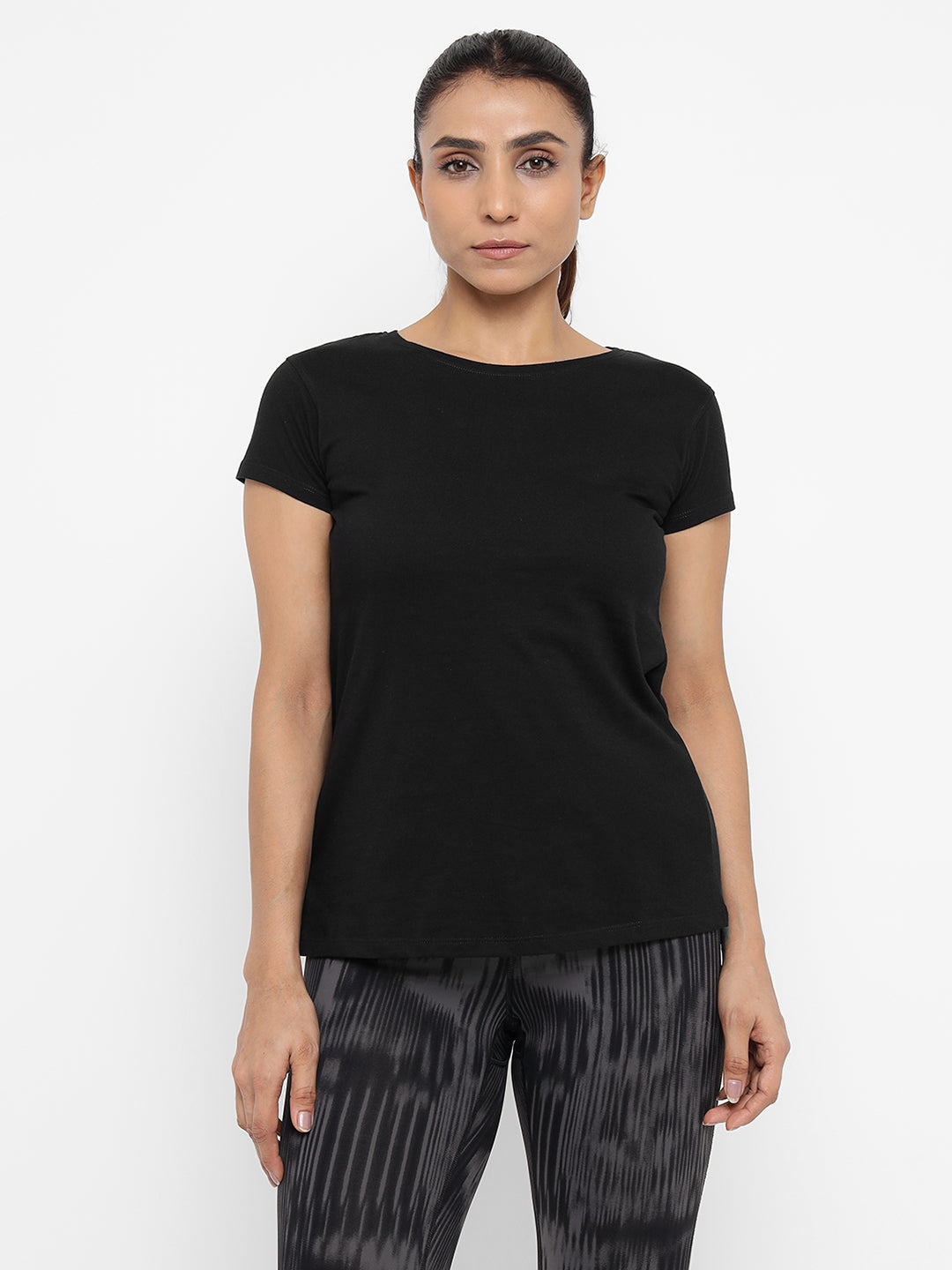 Ap'pulse Women's Back Open Tshirt