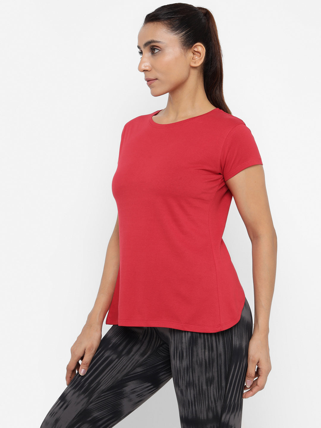 Ap'pulse Women's Back Open Tshirt