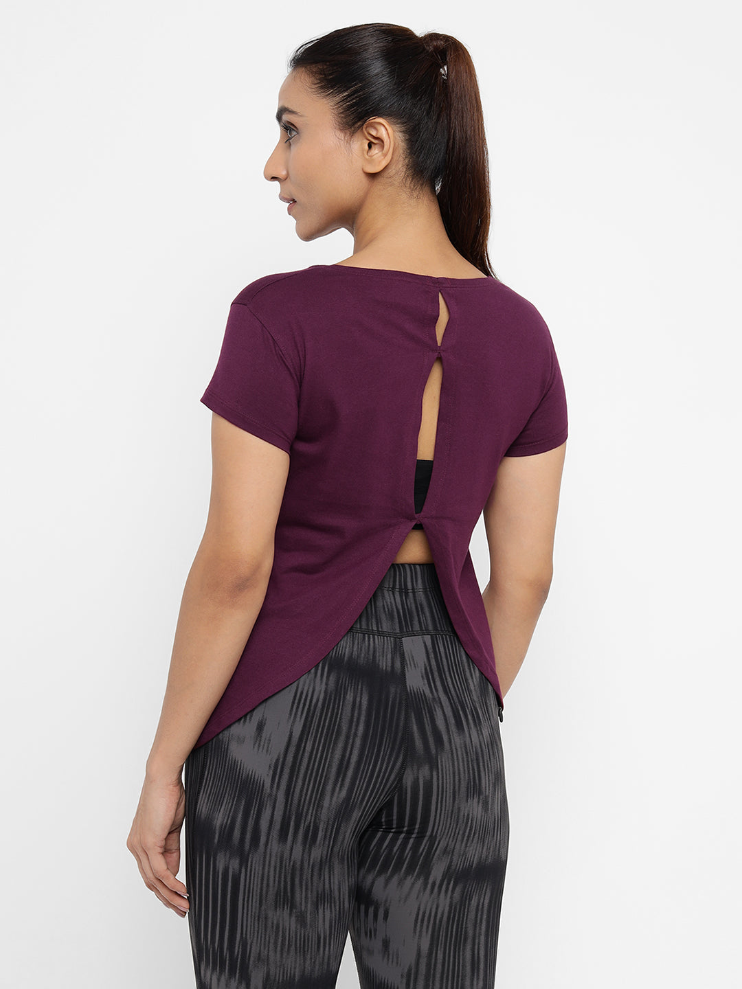 Ap'pulse Women's Back Open Tshirt