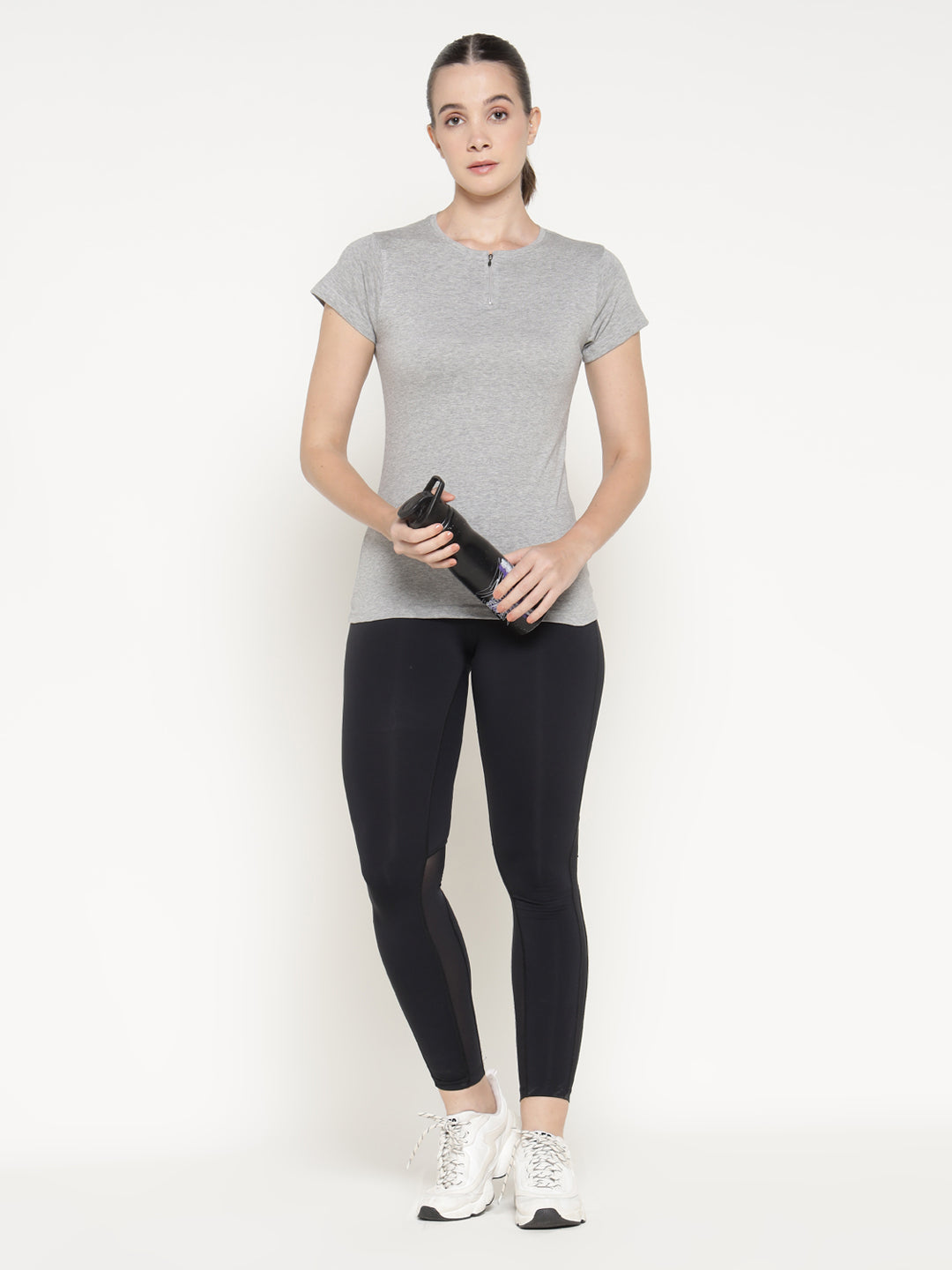 Ap'pulse Women's Short Sleeve Round Neck Zipper Tshirt