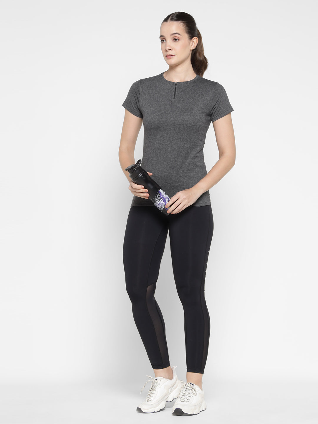 Ap'pulse Women's Short Sleeve Round Neck Zipper Tshirt