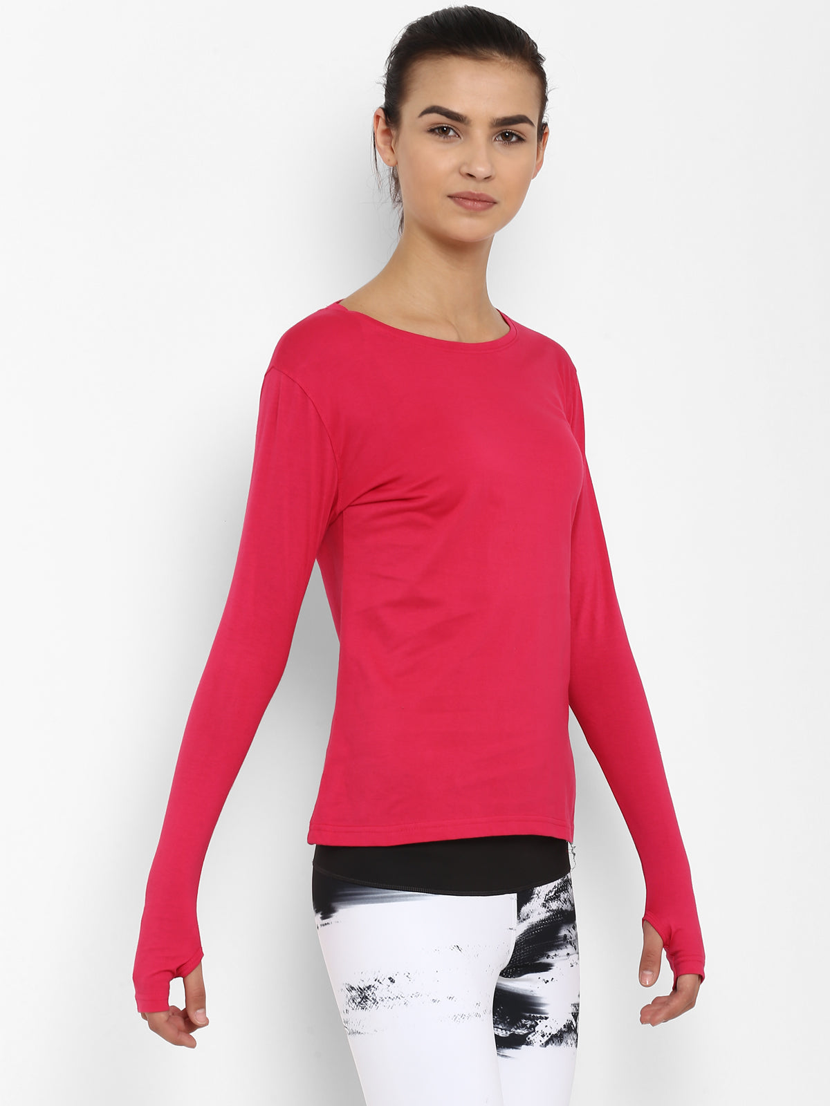 Ap'pulse Women's Round Neck Long Sleeve Thumopen Tshirt